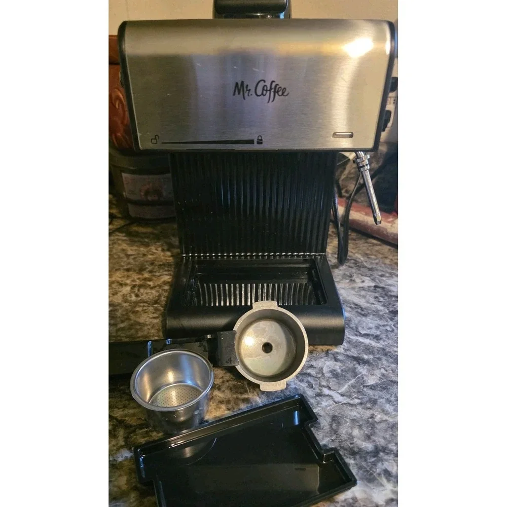 Mr. Coffee BVMC-ECM170 Espresso Cappuccino Latte Maker Tested Steam Wand EUC